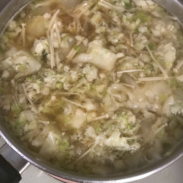 丸岡の水餃子で潰し水餃子スープ